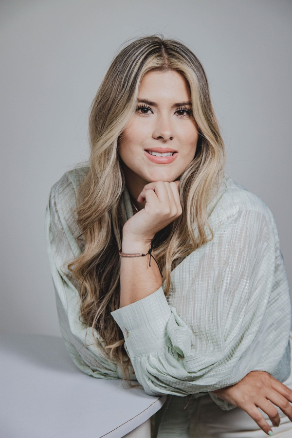 Kalina Jankowska professional portrait